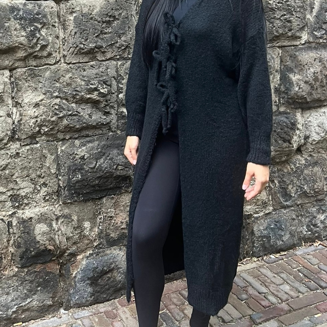 LANGE ZWARTE CARDIGAN MET STRIK - Maliyah