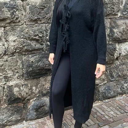 LANGE ZWARTE CARDIGAN MET STRIK - Maliyah